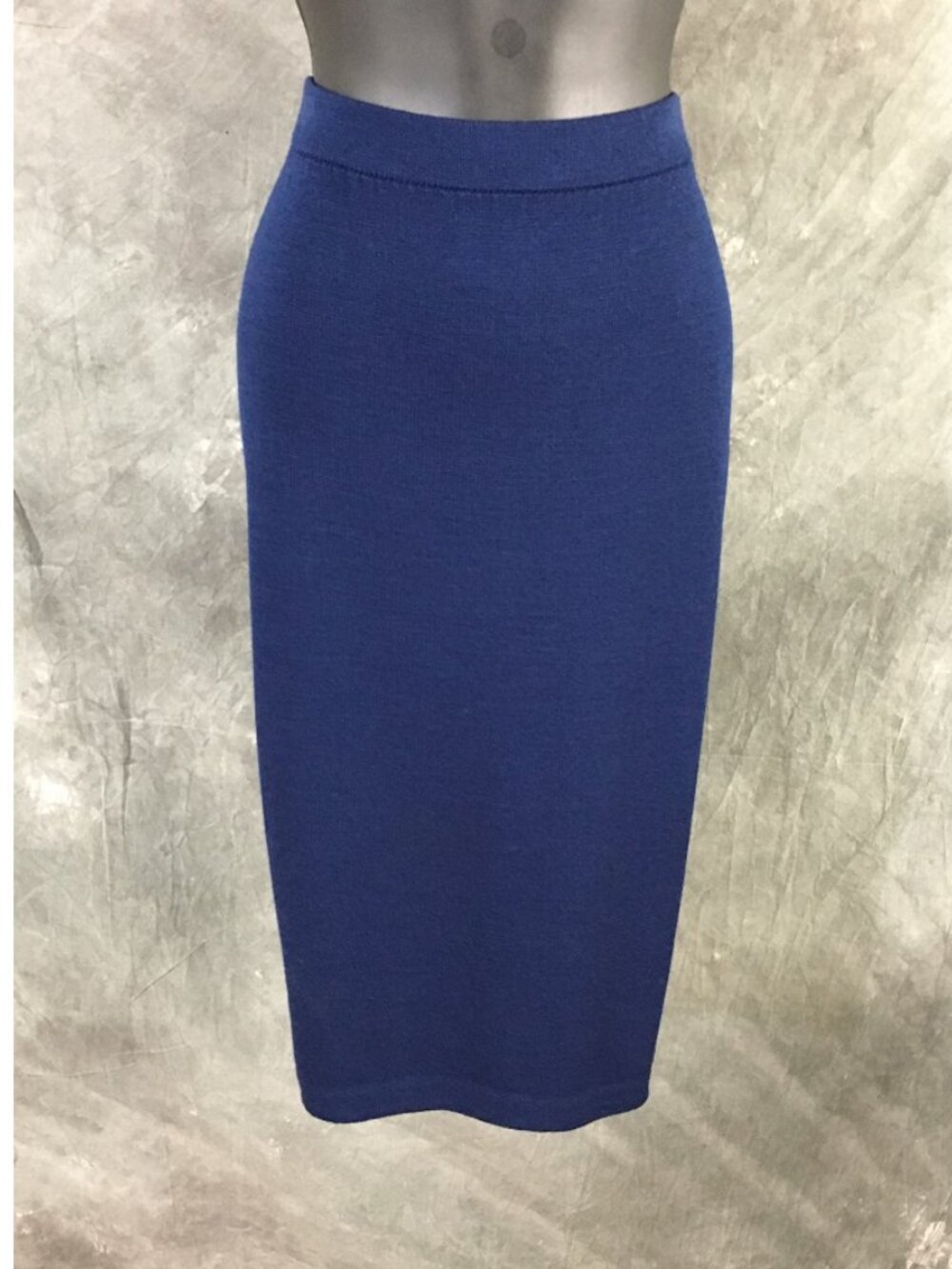 BEAUTIFUL St John collection knit blue multi jacket skirt suit size 8 - Picture 10 of 11